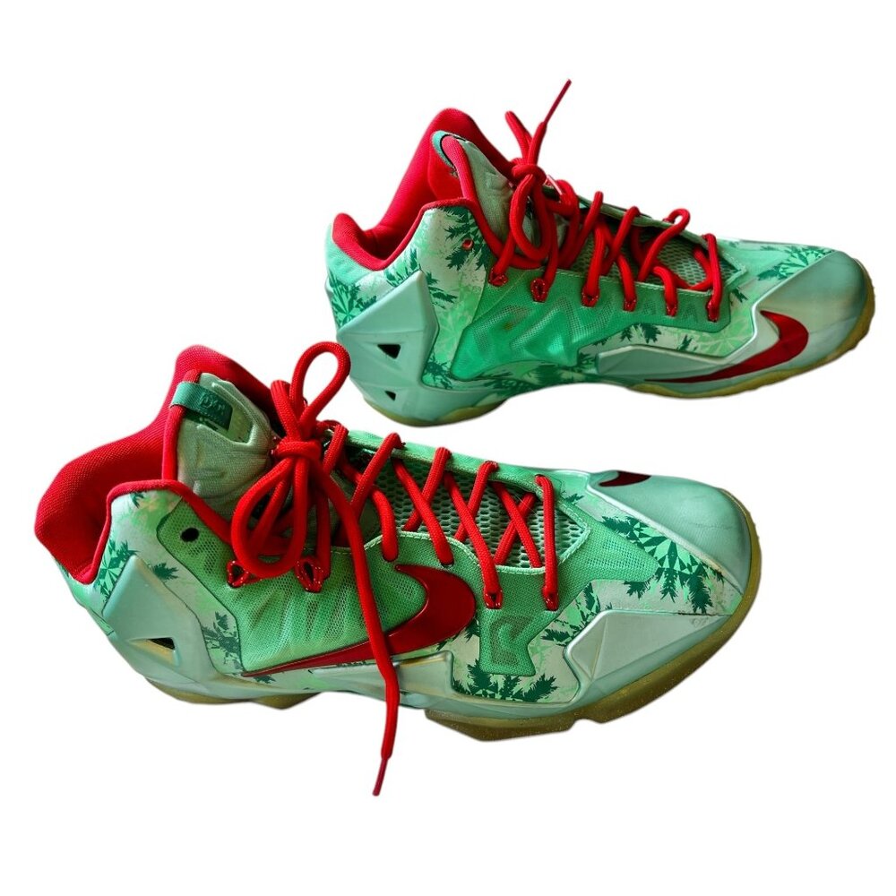 Nike Green and Red Sneakers